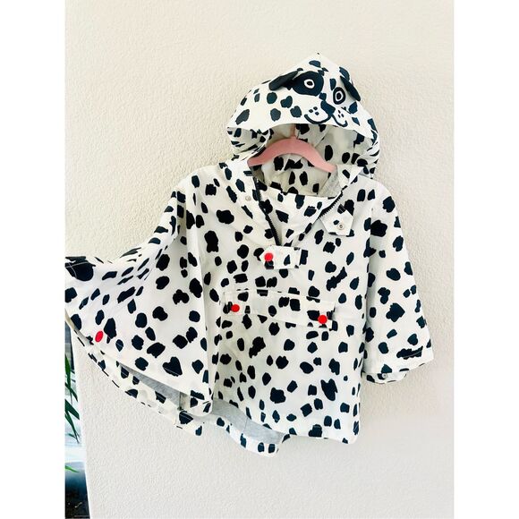 NWT Stella McCartney Kids Dalmatian Print Hooded Rain Poncho.  Size 4 - Picture 3 of 10